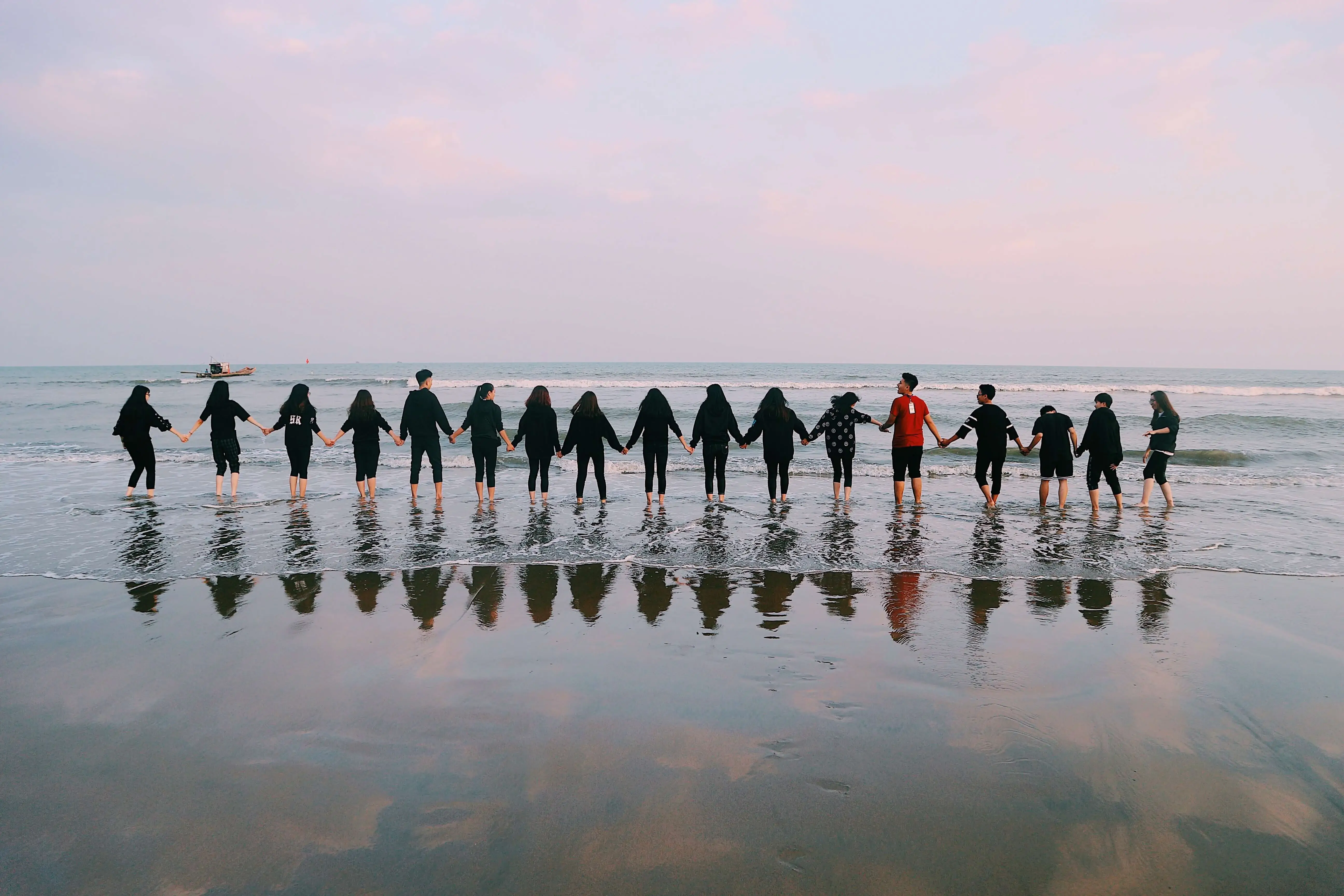 From Strangers to Allies: How Team Building Activities Foster Stronger Relationships